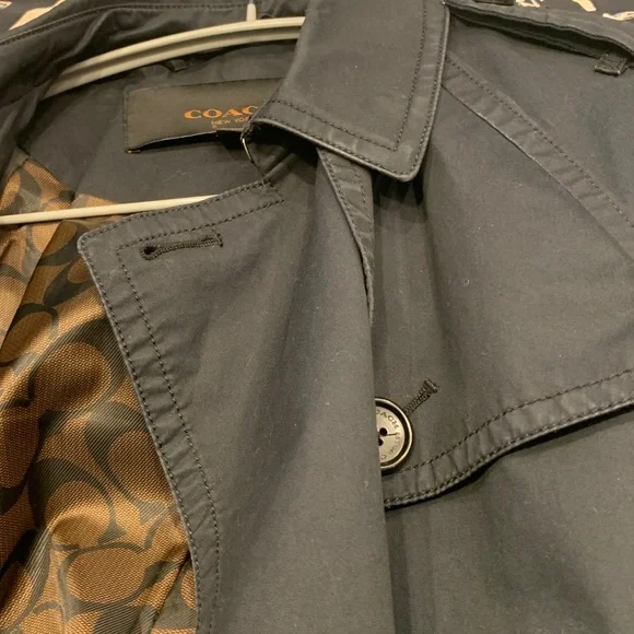 35. Classic Coach small trench coat - Picture 10 of 13
